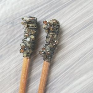 3/$18👽Hair sticks